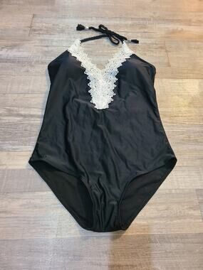 Unknown brand small womens black and white lace one piece swimsuit